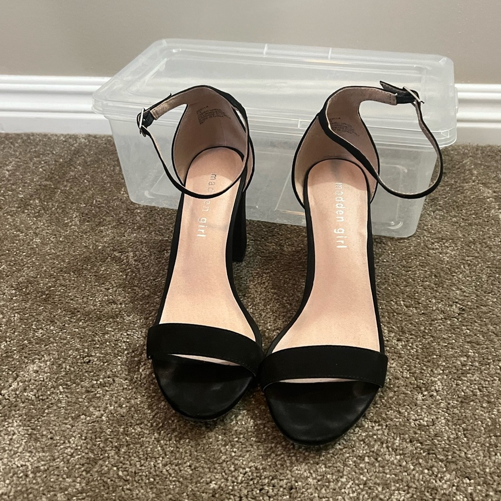 Madden Girl Black Fabric Heels size 7.5